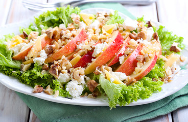 Apple and nut salad