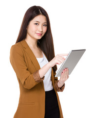 Fototapeta premium Businesswoman use of tablet