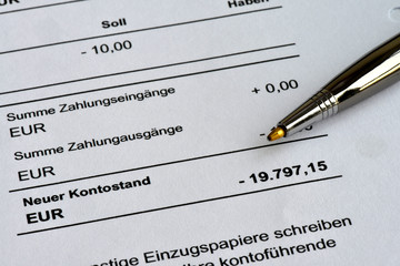 Kontoauszug, Soll, Minus, Überschuldung, Privatinsolvenz, Dispo