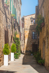 Fototapeta na wymiar Vintage Tuscan alley in Italy