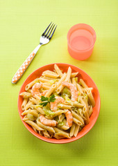 pasta with shrimp and savoy cabbage