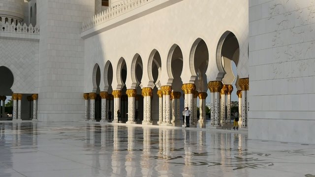 Sheikh Zayed White Mosque