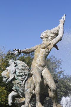 neptune Fountain - Monterrey city center