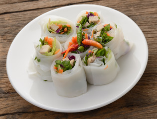 noodle thai apply style vegetables roll