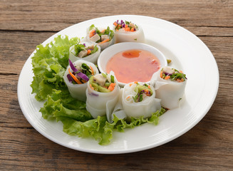 noodle thai apply style vegetables roll