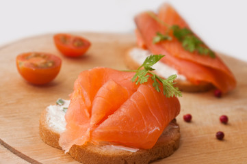 toasts au saumon
