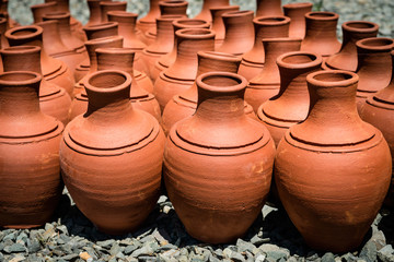 Fototapeta na wymiar Turkish clay pots in market outdoor in sunny day