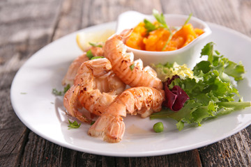 grilled langoutisne