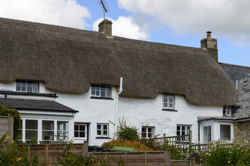 Fototapeta na wymiar straw roof cottage at North Bovey, Devon