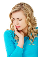 Naklejka premium Portrait of woman having strong toothache