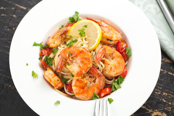 Spagetti mit garnelen 