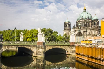 Deurstickers Berlin Cathedral (Berliner Dom) - famous landmark © anilah