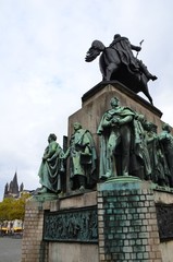 Statue &eacute;questre, Cologne ,  Heumarkt, 