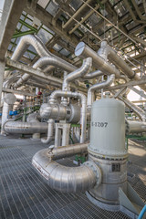 Heat exchanger with pipeline