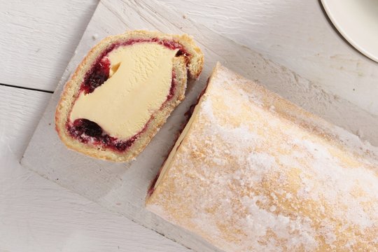 Artic Swiss Roll Dessert Cake