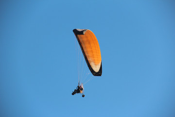 Paramotor.