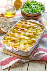 Potato gratin with bacon and cheese