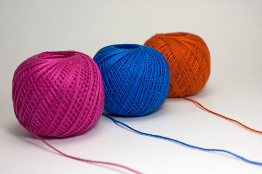 Colored yarn balls 