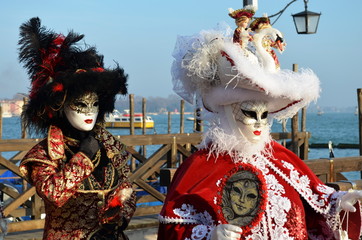 deux chapeaux à plumes © chmi