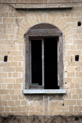 Ruin italian window