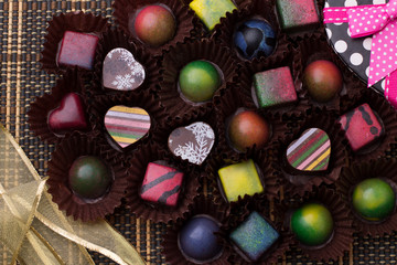 caja de chocolates de diferentes formas