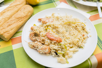 Valencian paella