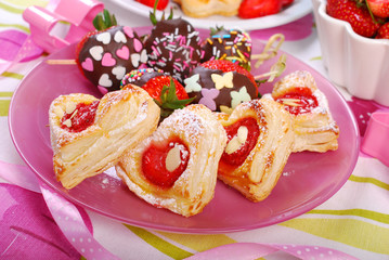 heart shaped puff pastry cookies for valentines