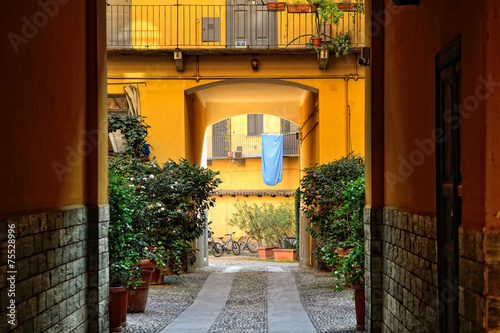 "Italian courtyard" Stock photo and royalty-free images on Fotolia.com