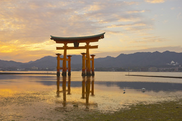 Fototapeta na wymiar Japanese sunset dusk