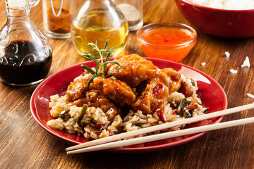 Fried chicken with rice and sweet and sour sauce