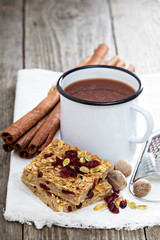 Baked oatmeal with cranberry and pumpkin seeds