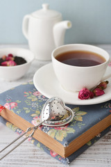 Tea strainer in the shape of heart