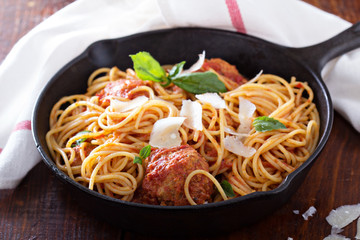 Spaghetti with turkey meatballs