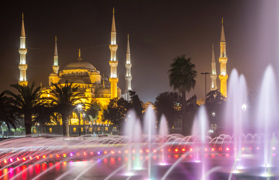 Blue Mosque and fountain, Istanbul, Turkey
