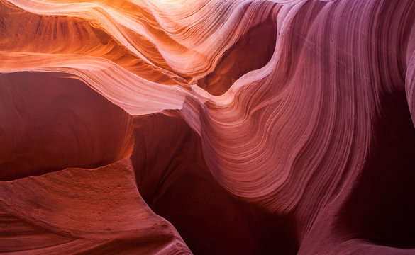 Sandstone pattern in lower Antelope canyon, Page, Arizona