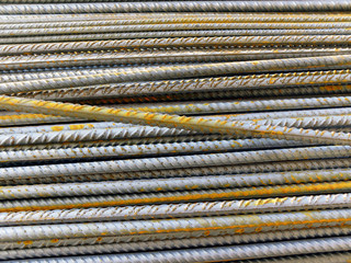 Bundle of rusty bars for reinforcement of concrete