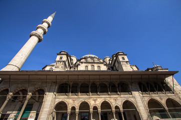 Fototapeta na wymiar The New mosque courtyard, Istanbul