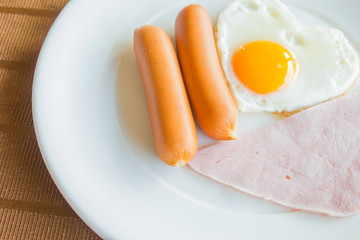 Breakfast style sausage and egg with ham