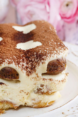 Obraz na płótnie Canvas Tiramisu cake decorated with hearts