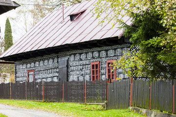 Fototapeta na wymiar timbered house in Cicmany, Slovakia
