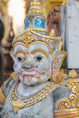 Obraz premium Giant Statue