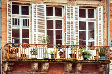 Fototapeta premium street with old buildings in Toulouse