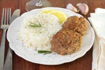 meatballs with boiled rice