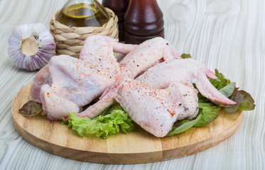 Raw chicken wings