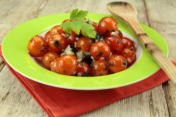 salade de tomates cerise