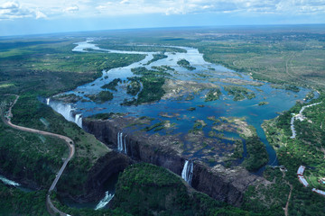 Victoria falls from the air - obrazy, fototapety, plakaty