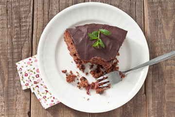 Angegessener Schokoladenkuchen