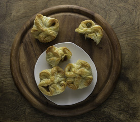 puff pastry pouches with cheese and olives