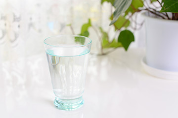 グラスに入った水