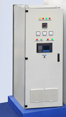 Industrial voltage regulator